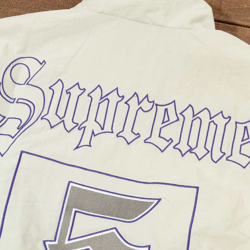 Conjunto Supreme OLD English Track White