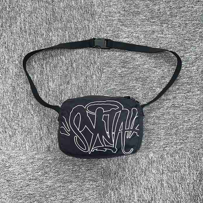 Jaqueta Synaworld Storm 'In My Bag' Preta