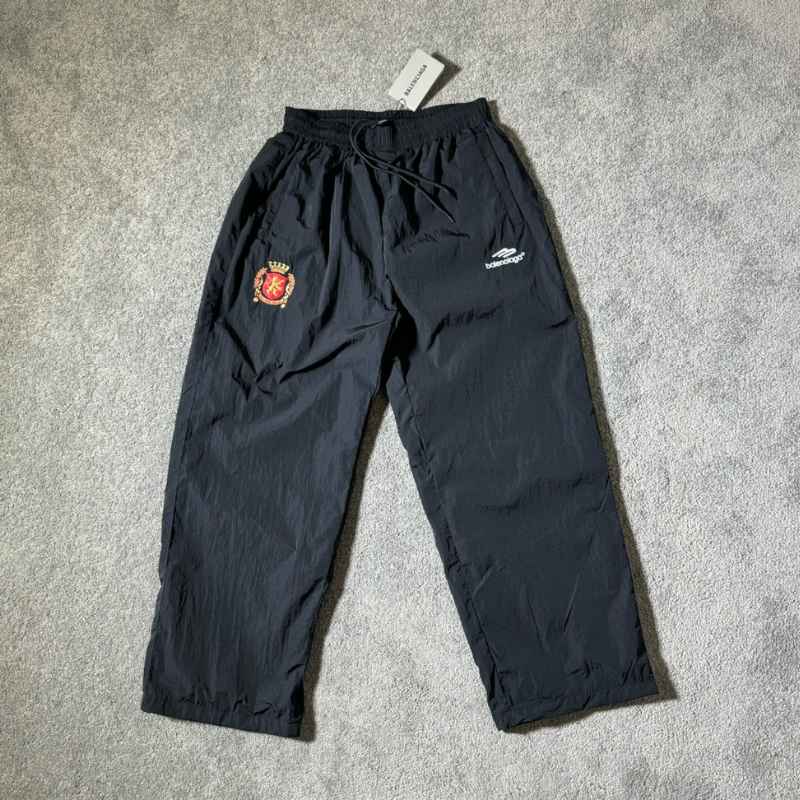 Calça Balenciaga Soccer Paris