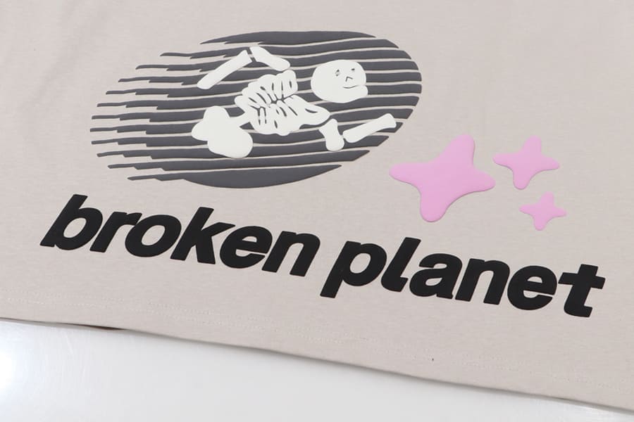 Camiseta Broken Planet Cosmic Speed