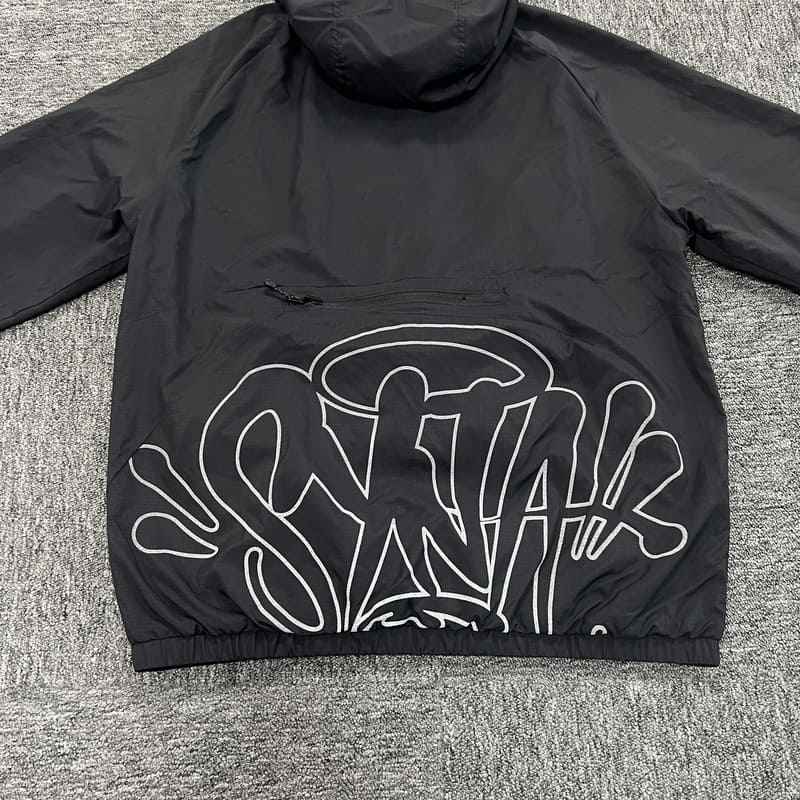 Jaqueta Synaworld Storm 'In My Bag' Preta