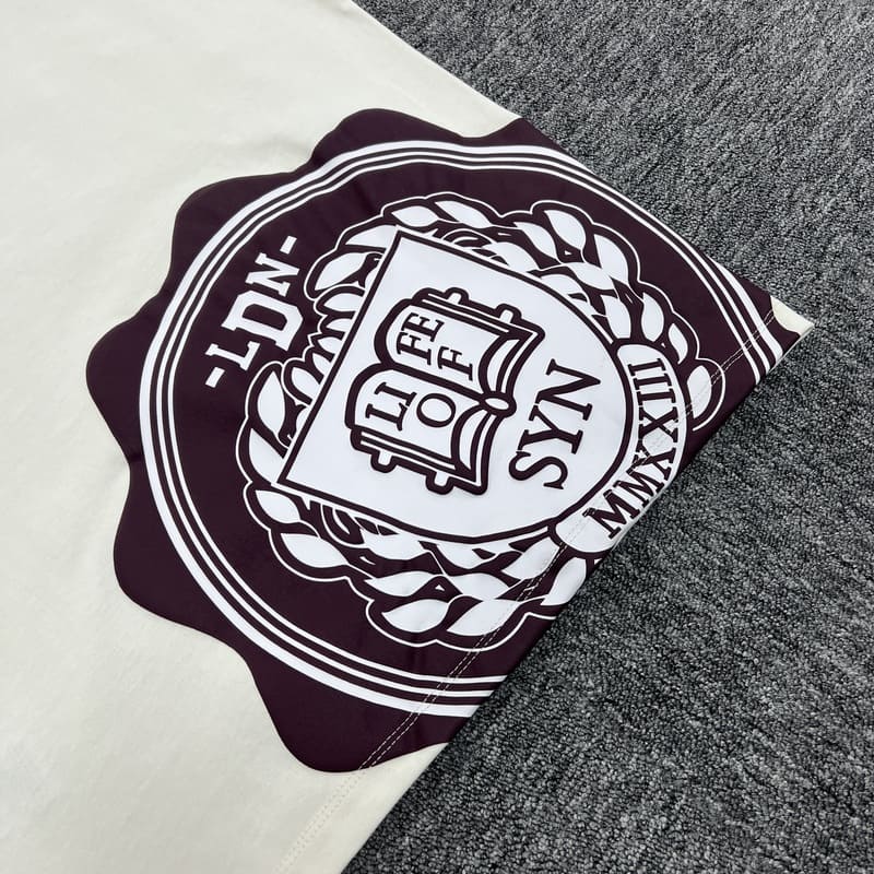 Camiseta Syna World College