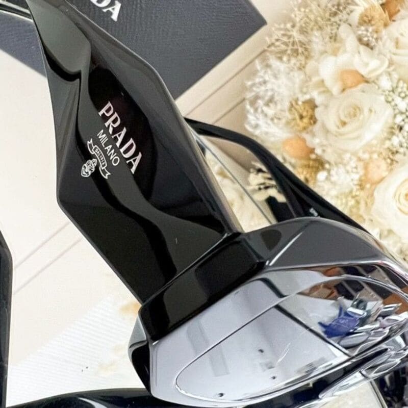 Óculos Prada PR 17WS Preto