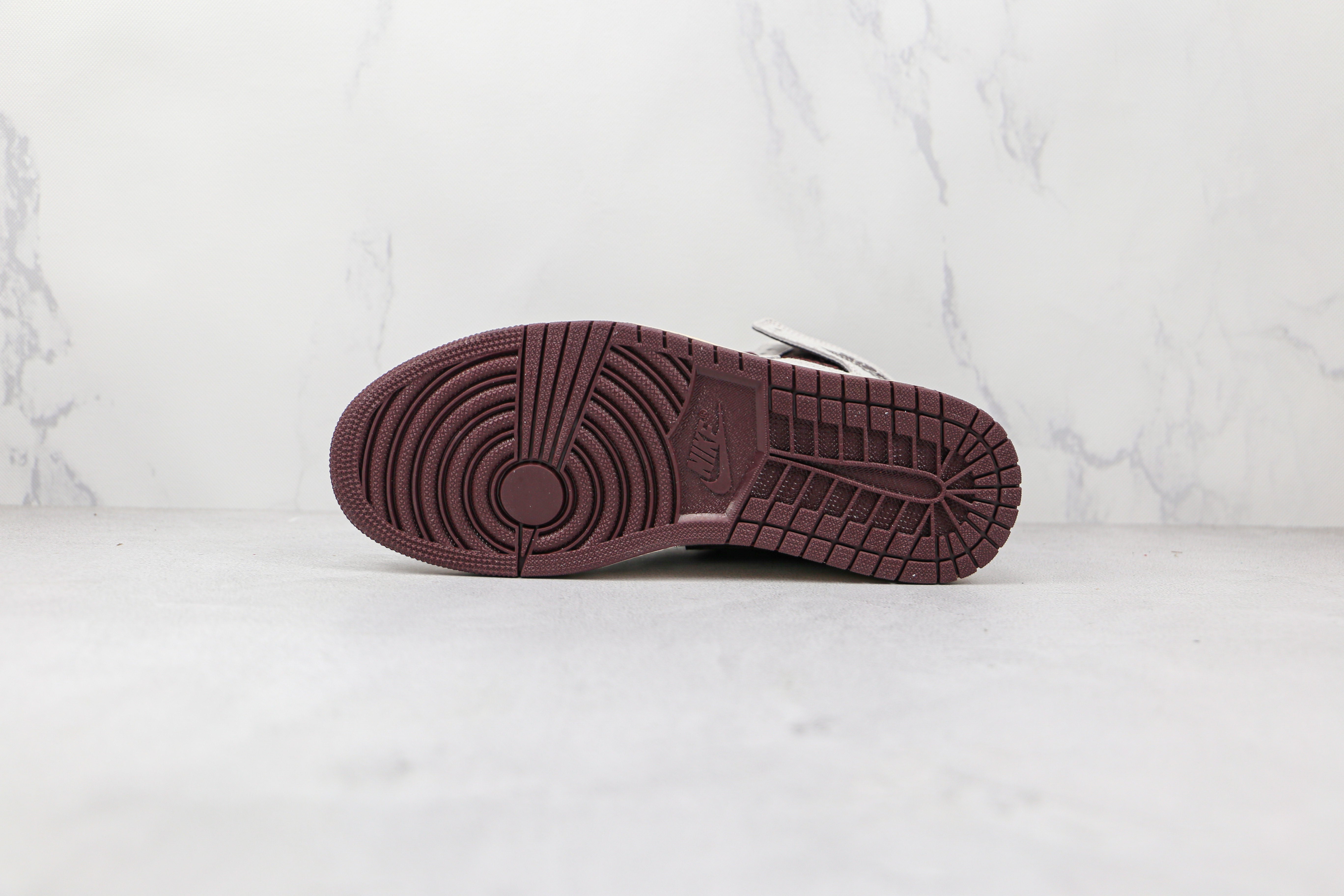 Jordan 1 Retro High OG A Ma Maniére