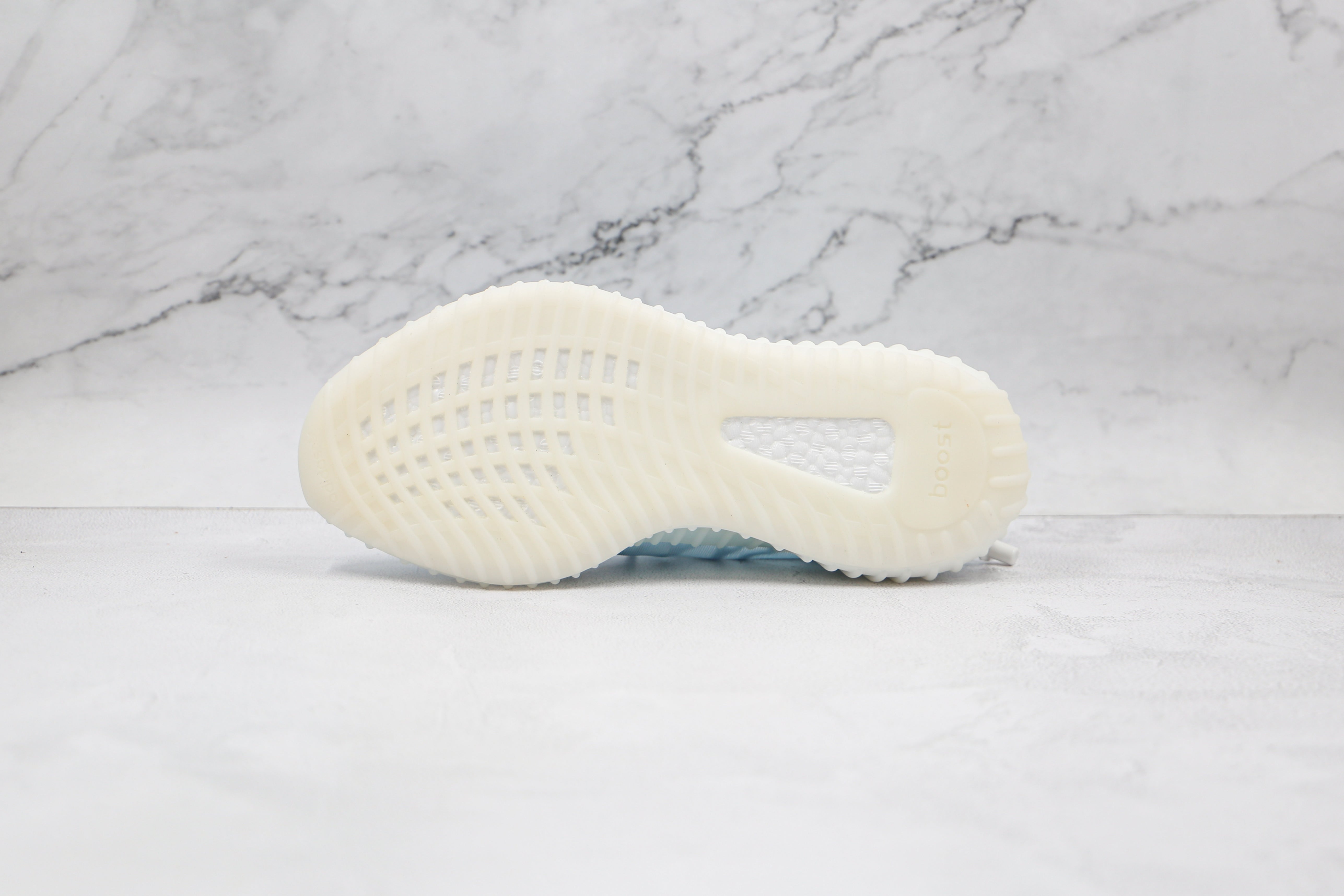 Adidas Yeezy Boost 350 V2 Mono Ice