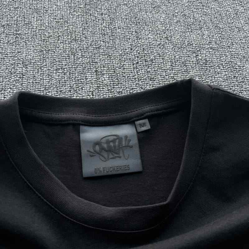 Camiseta Syna World Disclaimer Preta