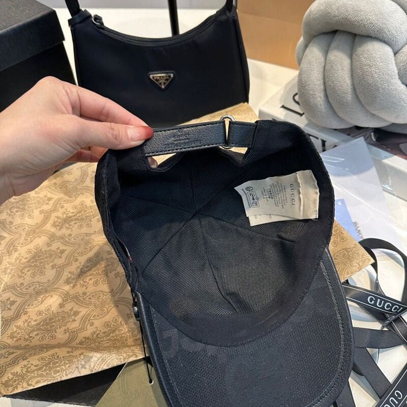 Boné Gucci Jumbo GG Preto