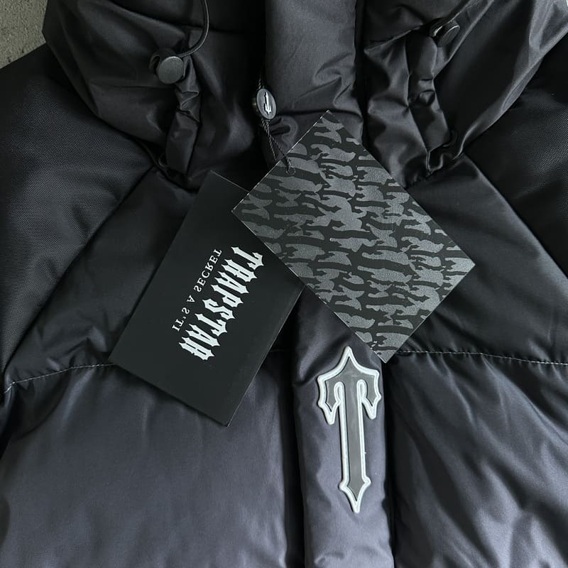 Jaqueta Trapstar Irongate Arch Puffer Black Gradient