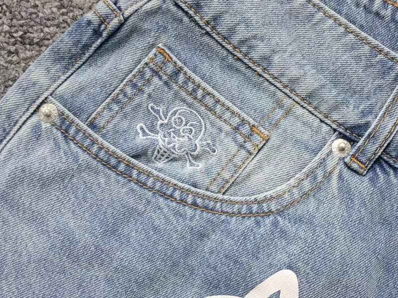 Bermuda Icecream Run Dog Jeans