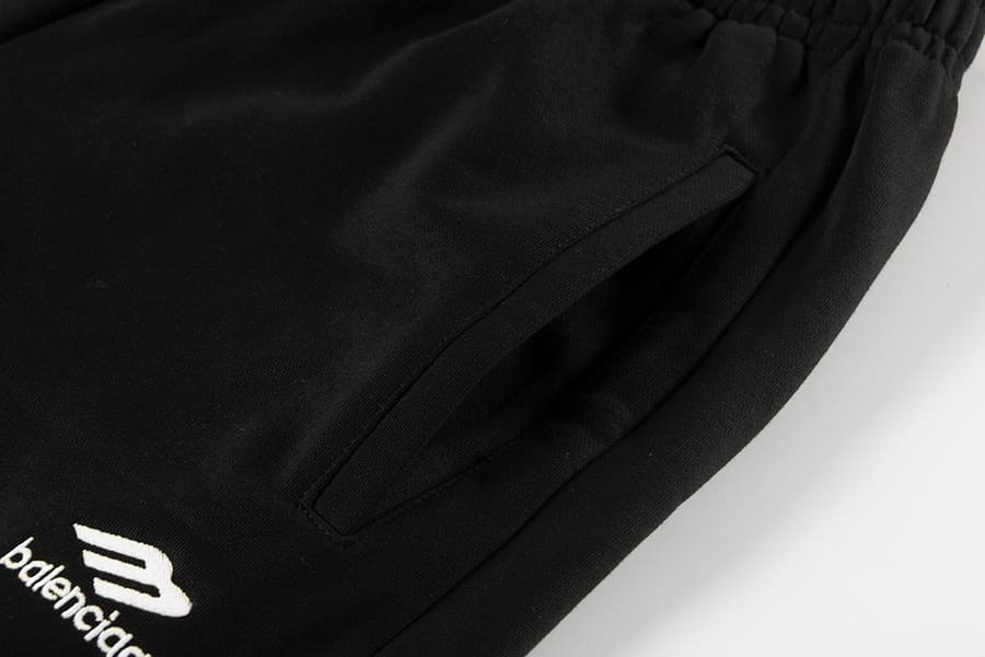 Short Balenciaga Soccer Paris