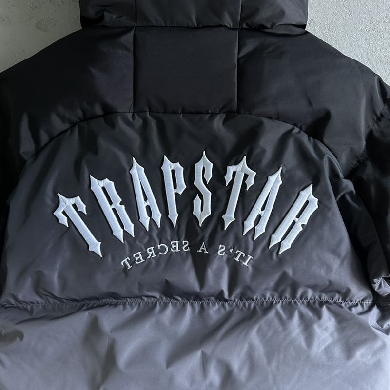 Jaqueta Trapstar Irongate Arch Puffer Black Gradient