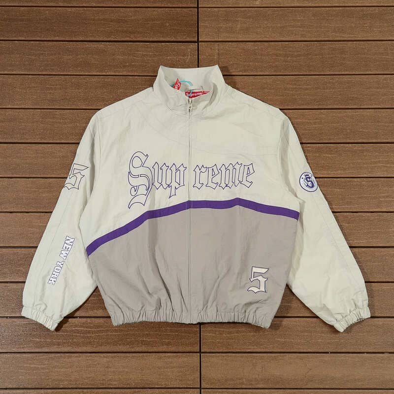 Conjunto Supreme OLD English Track White