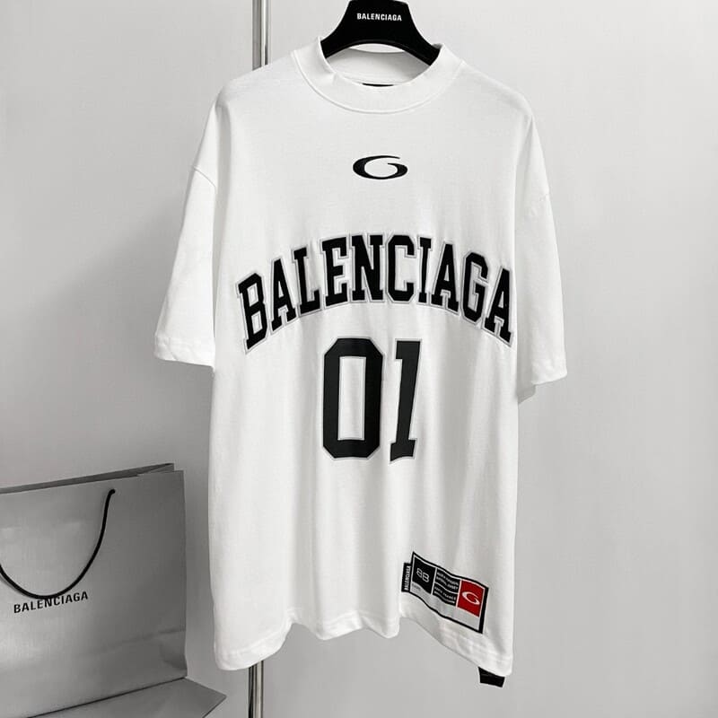 Camiseta Balenciaga Basketball Series Branco