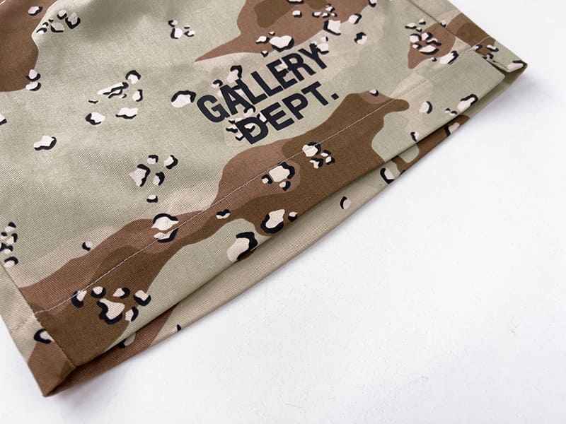 Short Gallery Dept. Chocolate Camo