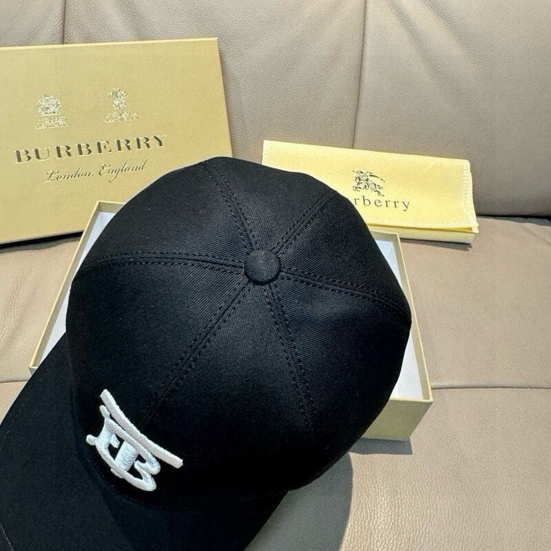 Boné Burberry Monogram Baseball Preto