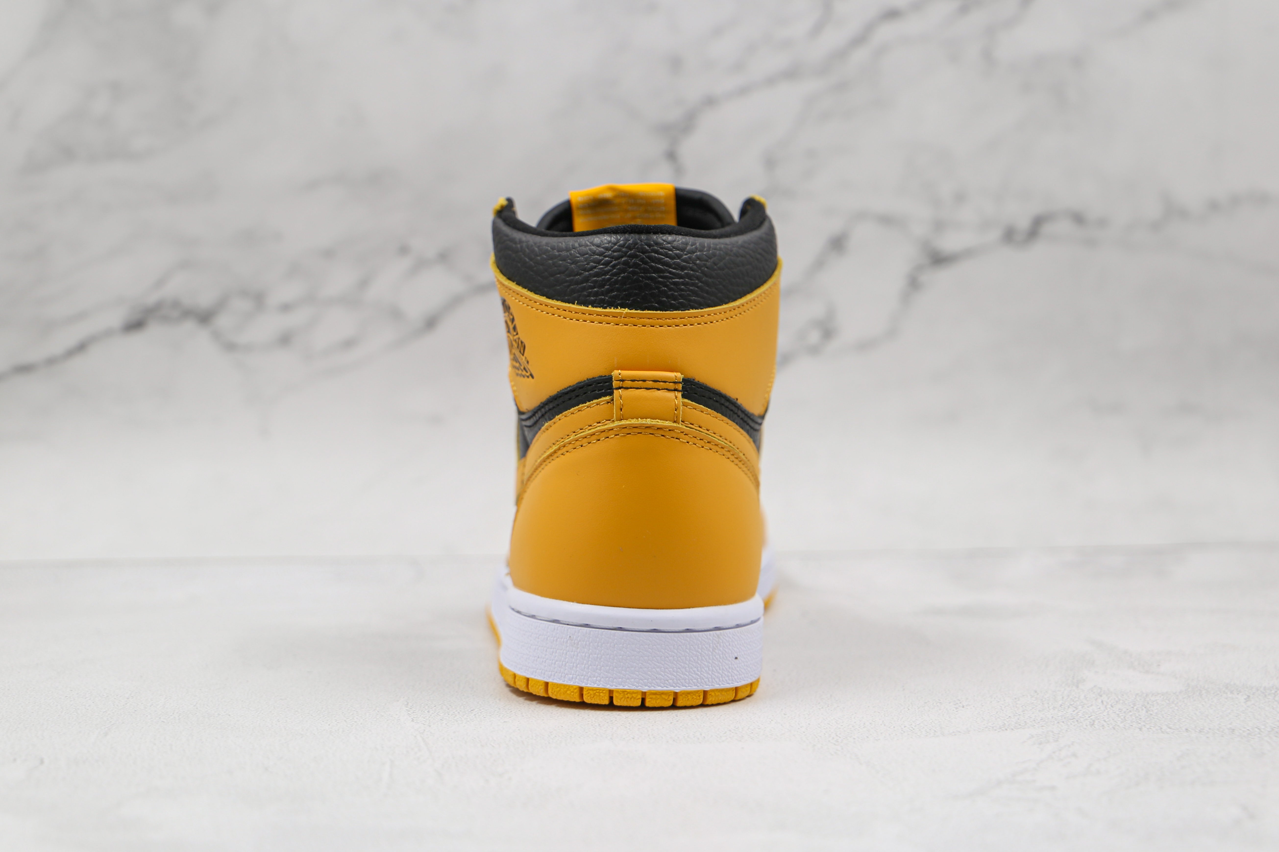 Jordan 1 Retro High Pollen