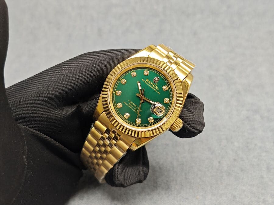 Relógio BAPE Type 6 BAPEX Dourado