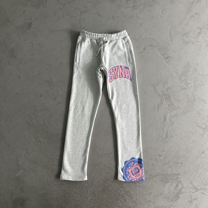 Conjunto Syna World College Logo Cinza/Rosa