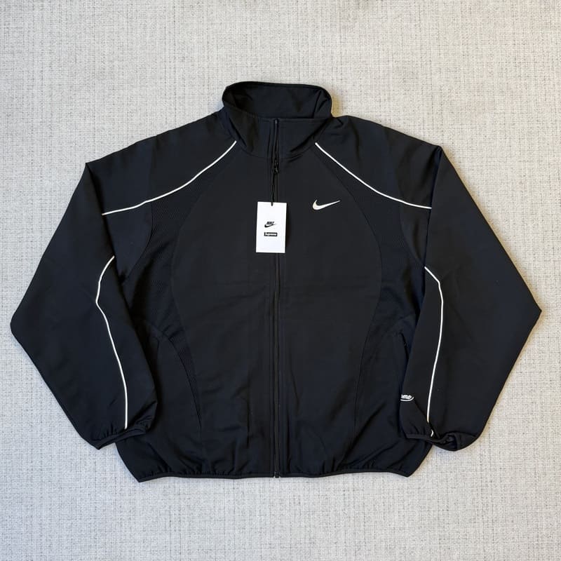 Jaqueta Supreme x Nike Track Black