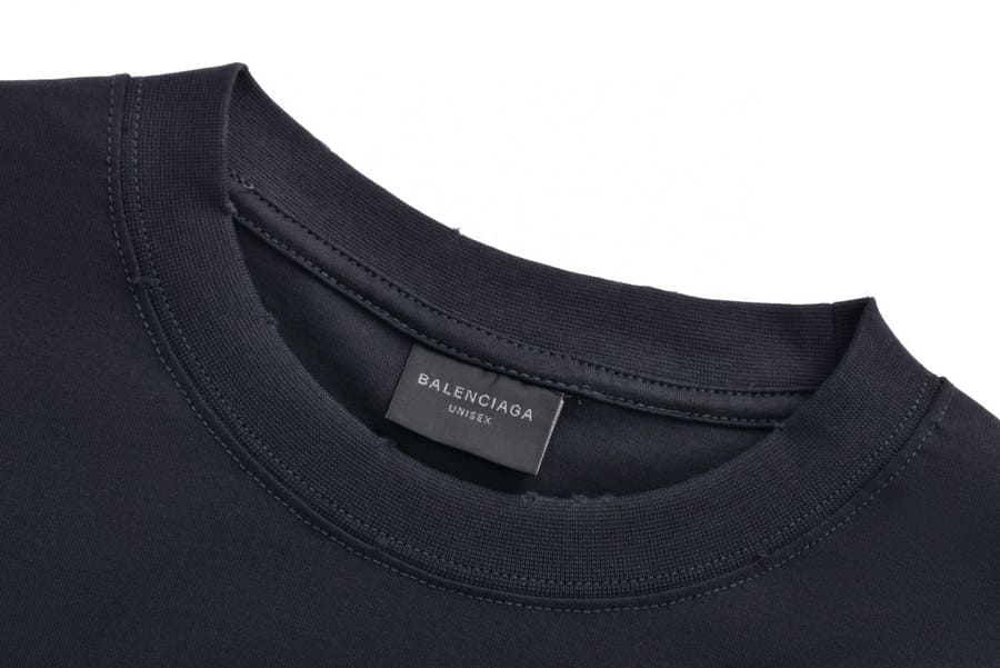 Camiseta Balenciaga Tape Type Preta